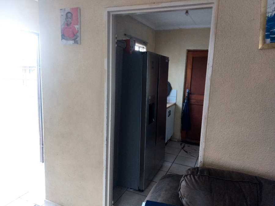 2 Bedroom Property for Sale in Tlhabane West North West